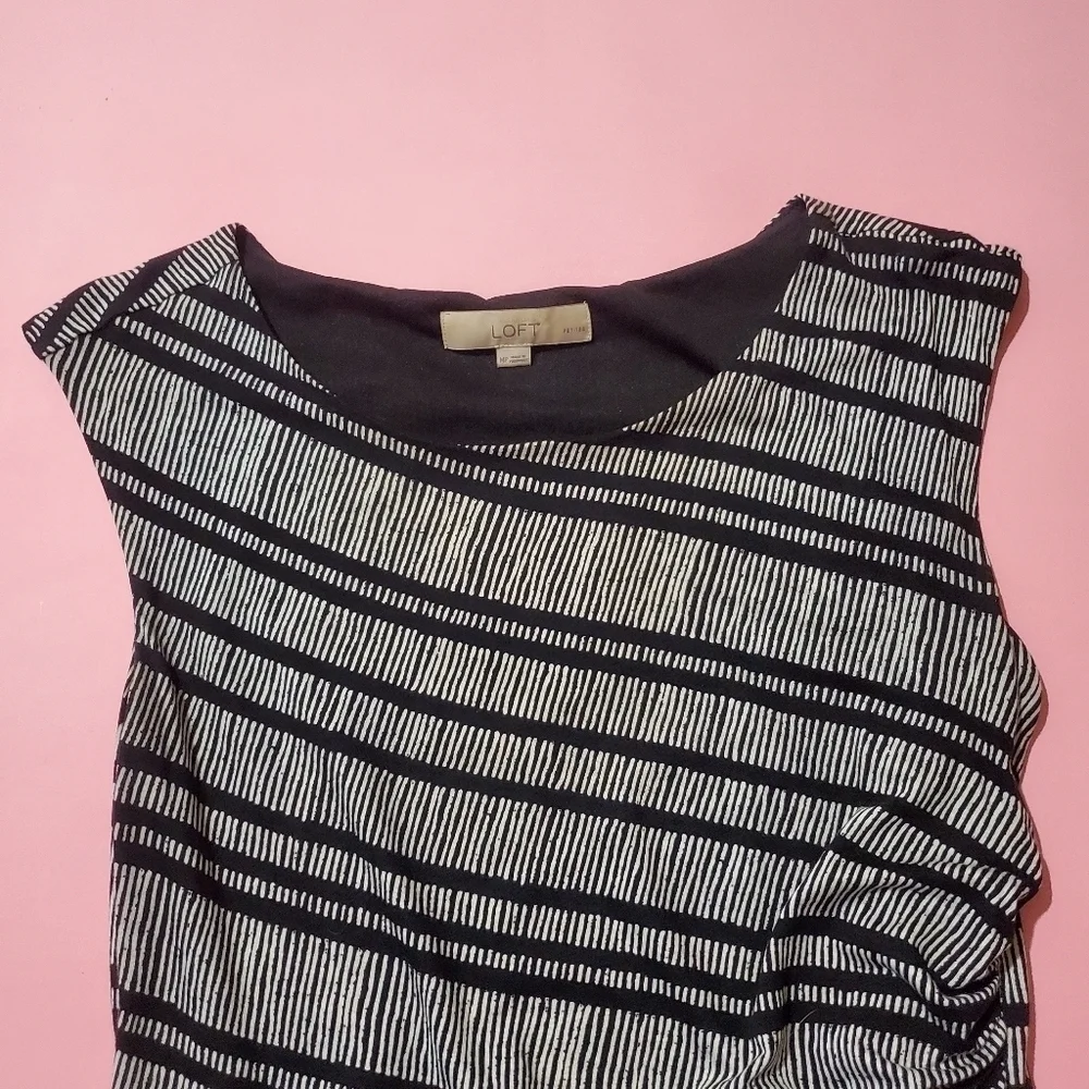 Loft Line Print Design Pattern Knit Black and White Professional Work Sleevless - Picture 4 of 7